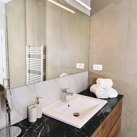Solare Apartman *